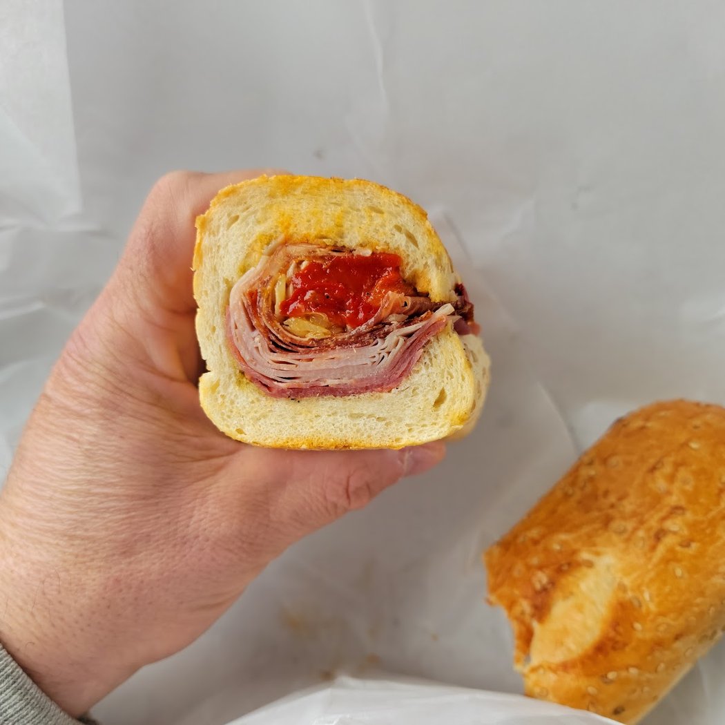 Vinny's Deli & Pasta 1