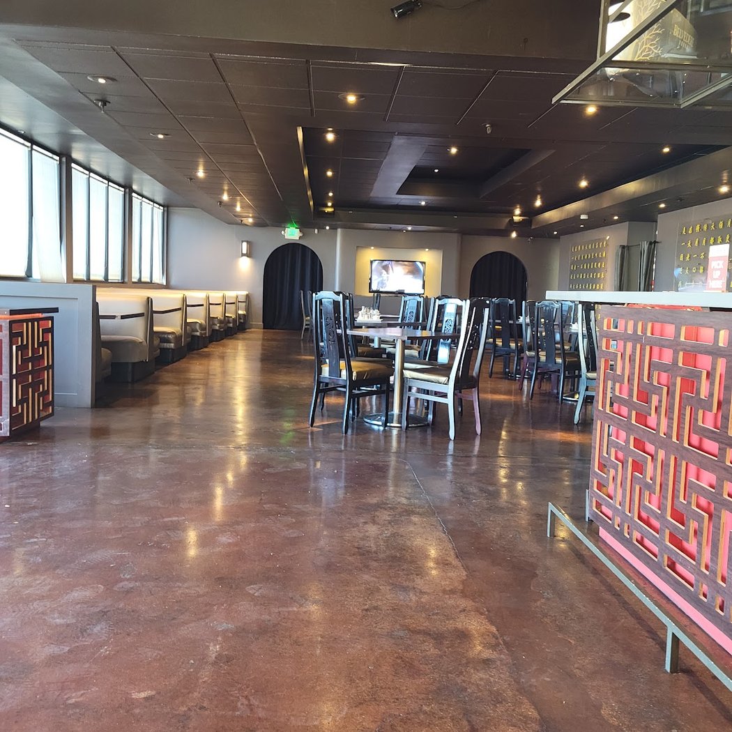 Mandarin Restaurant and Lounge 3