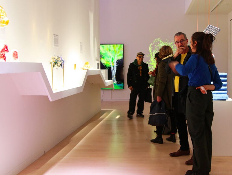 Oscillation - Guided Tour 1