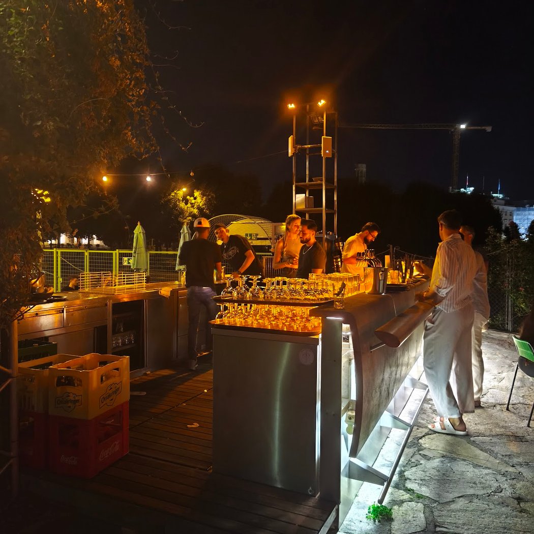 Das Techno Café 2