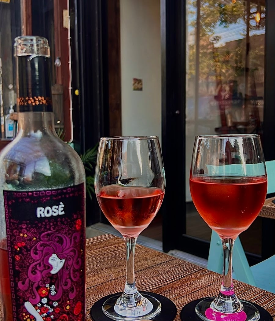 Yes Mama Wine Bar: A Puerto Rican & Spanish Catering Kitchen 1