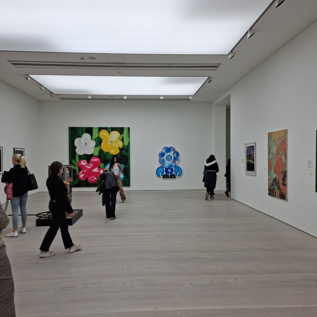 Saatchi Gallery 1