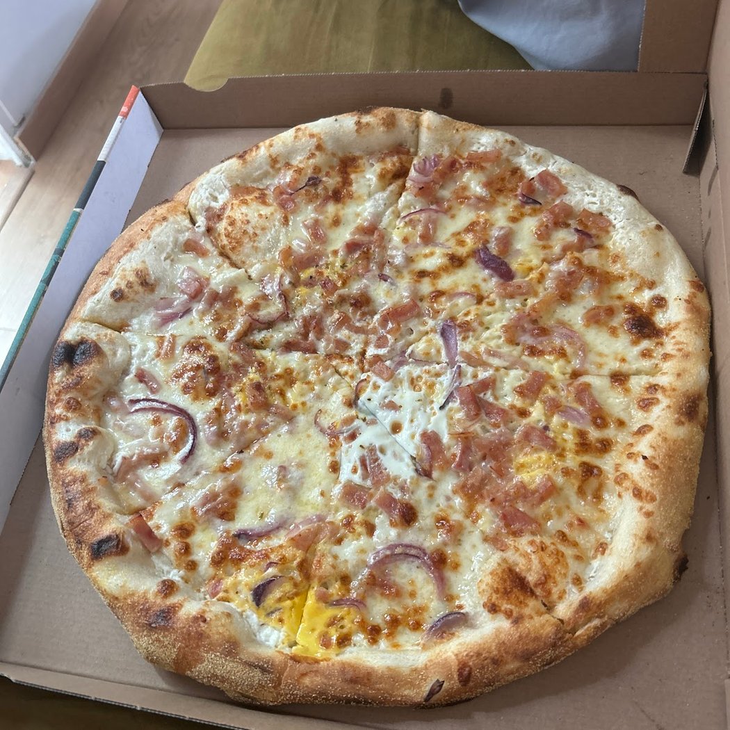 Apollo Pizza 3