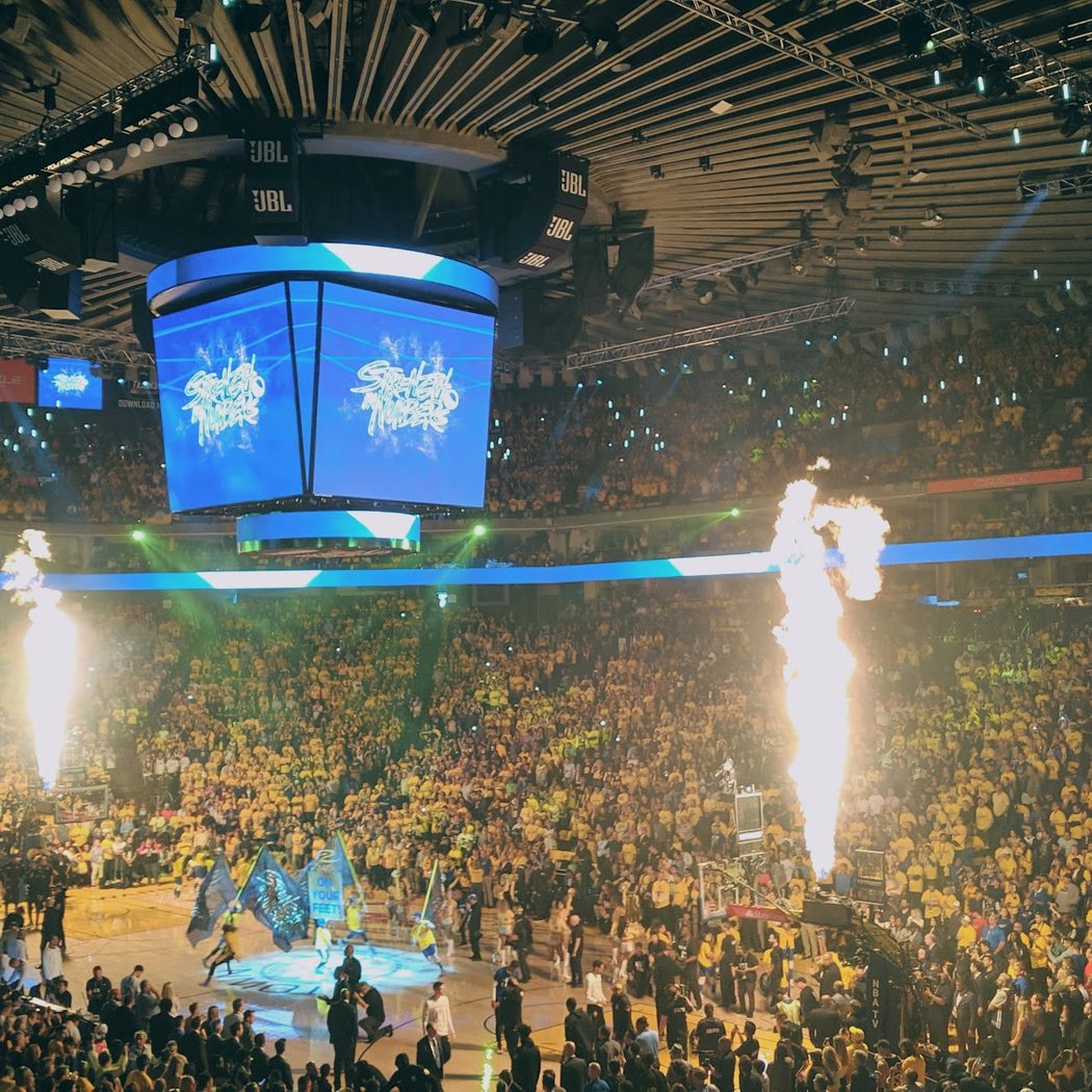 Event at Oakland Arena 3