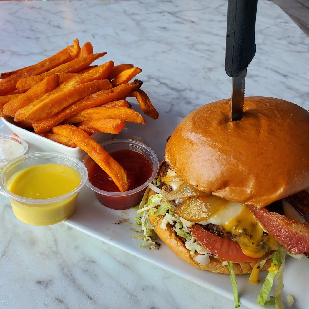 Hamburger Mary's WeHo 2