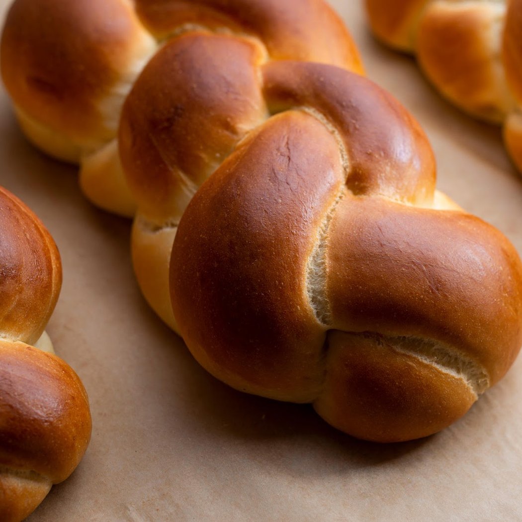 Breads Bakery 3