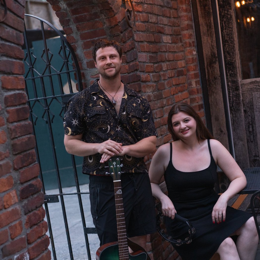 Live Music: Midnight Dream 1