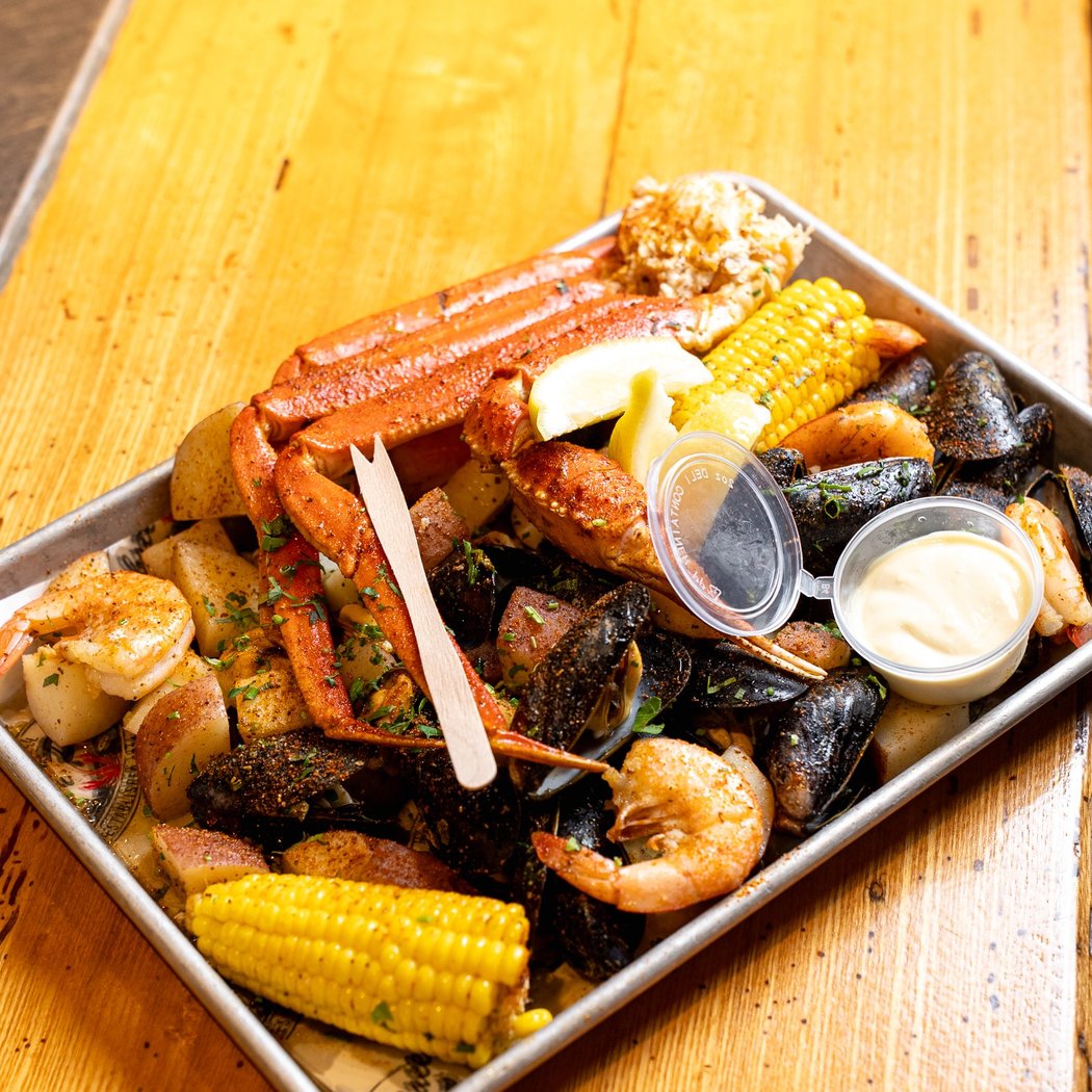 Feast of Seven Fishes & Seven Beers Dinner 1