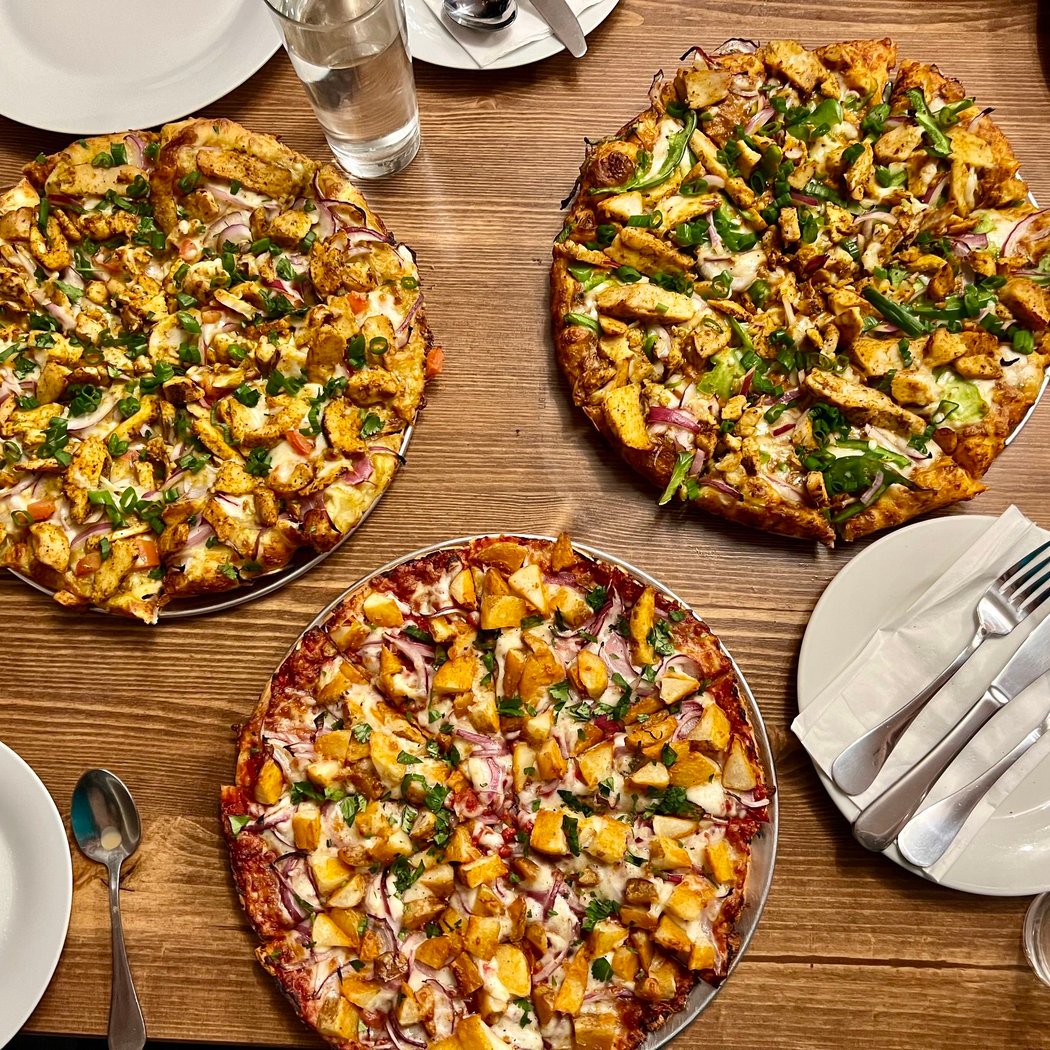 Mr Singh's Curry Pizza 3
