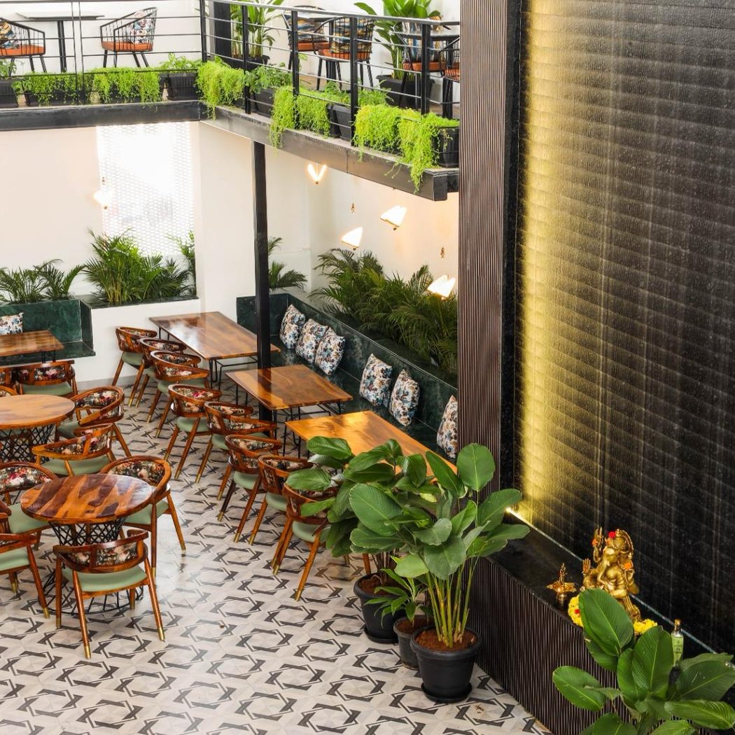 Founders Dinner Meetup | Networking Event - Founders Startups Entrepreneurs 2