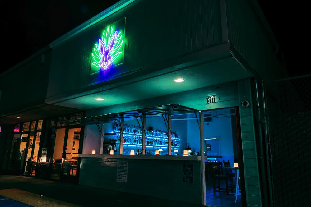 BLUE RABBIT BAR 2