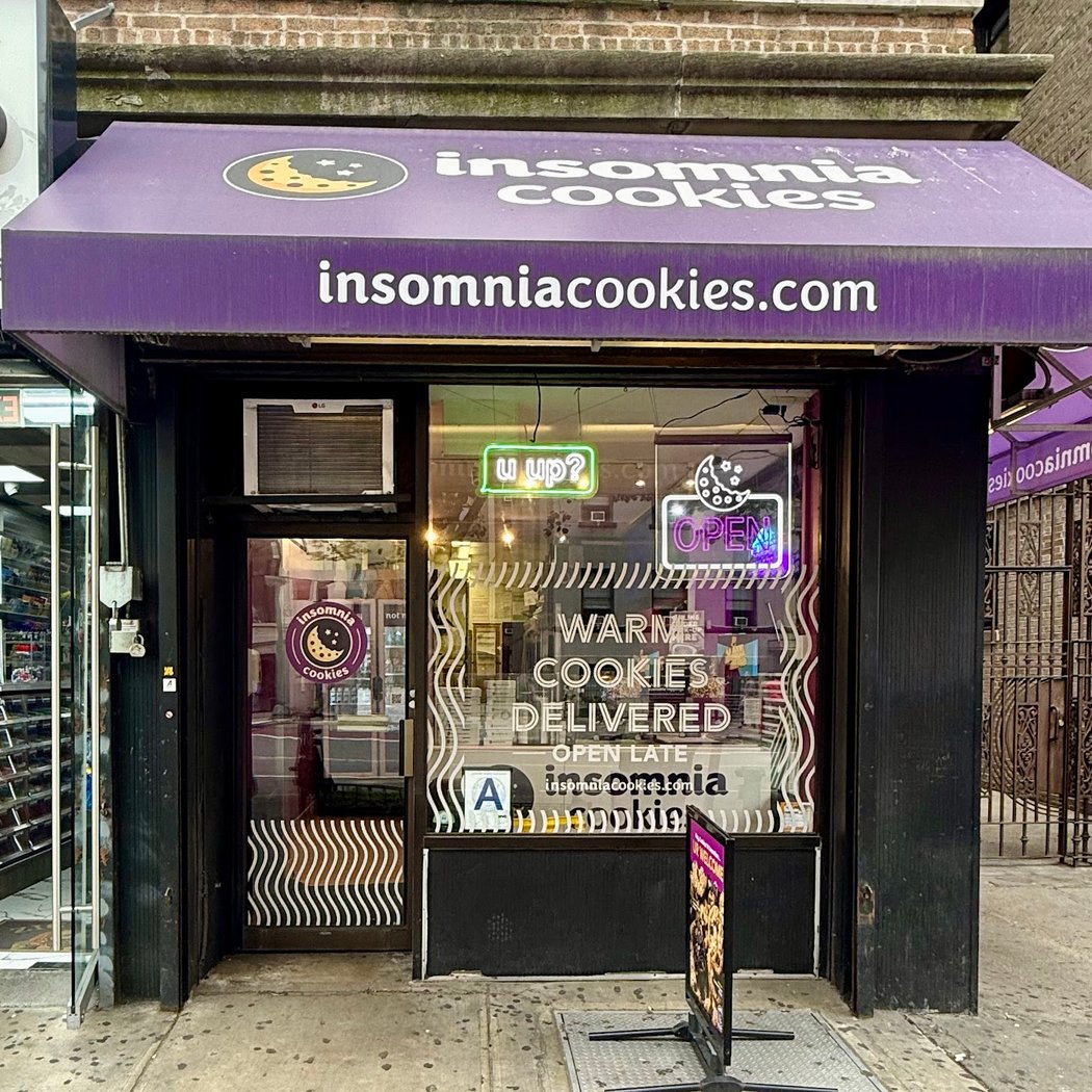 Insomnia Cookies 2