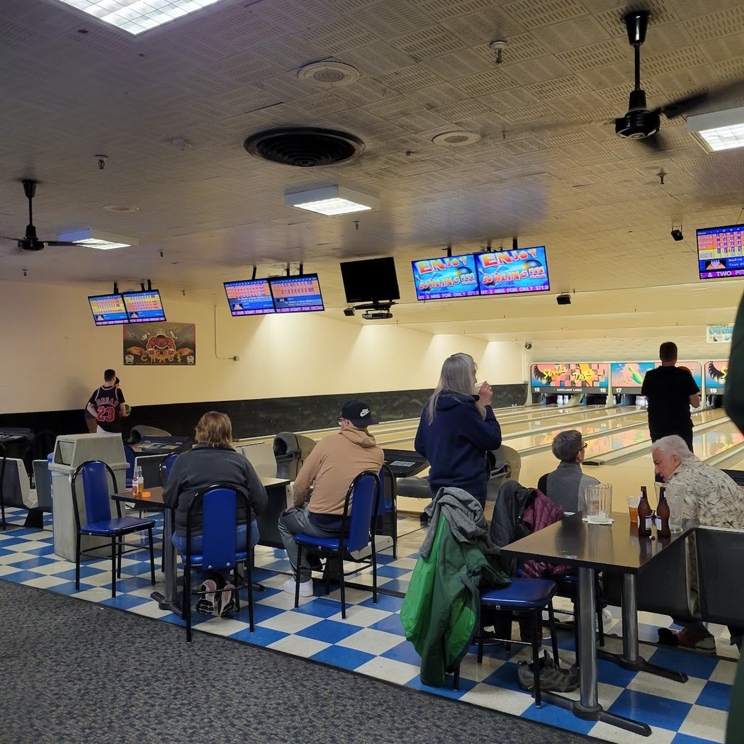 Hudson Lanes and Games 3