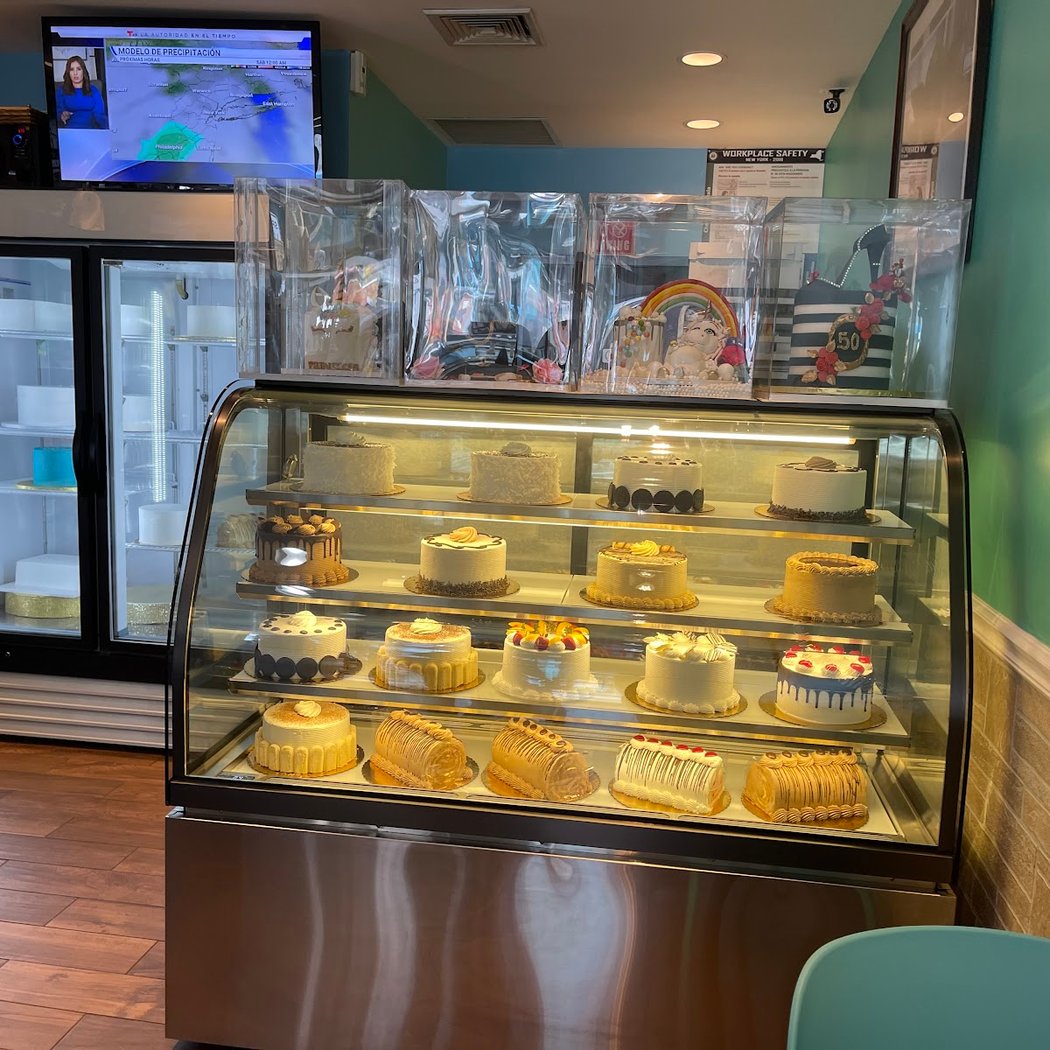 Sugar & Cake Fantasies Bakery 2