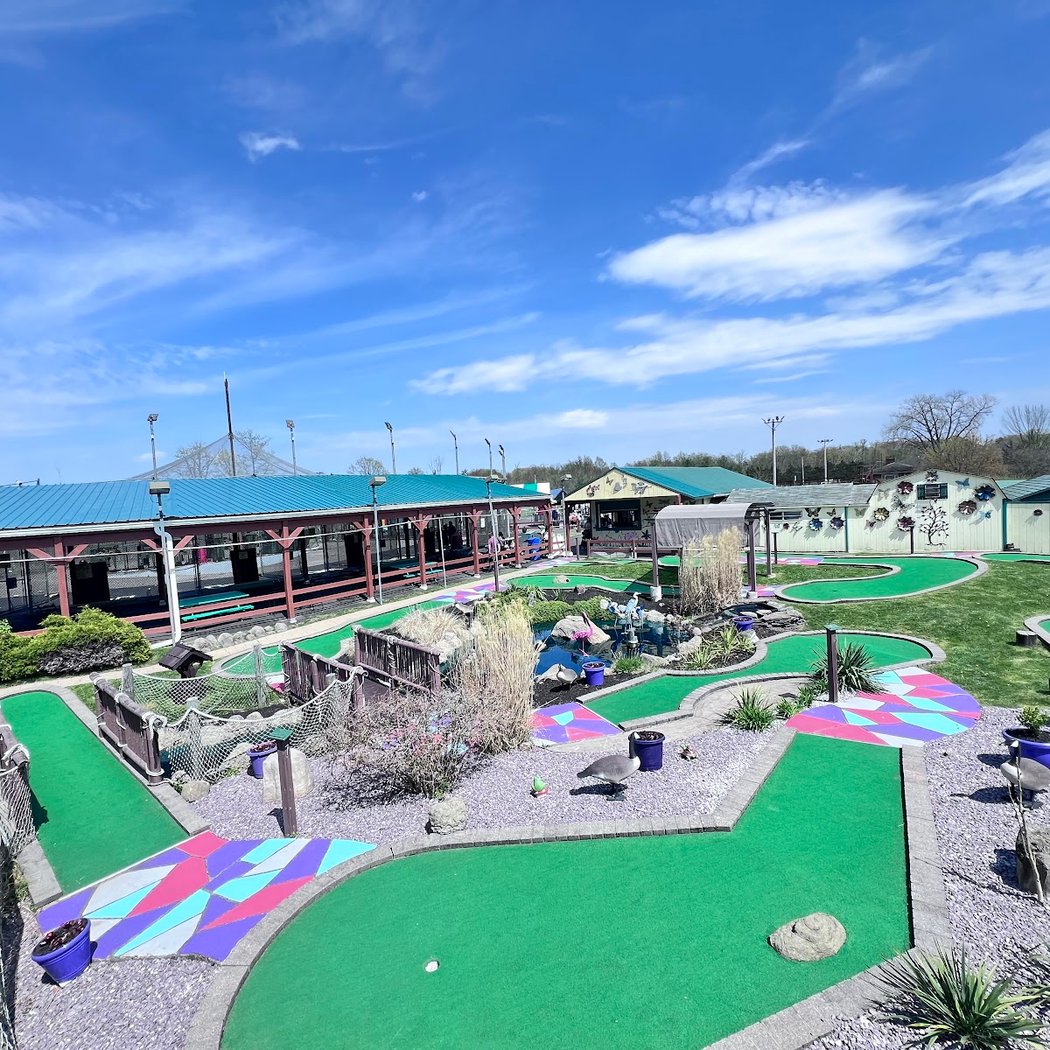Puttin Plus Family Fun Center 3