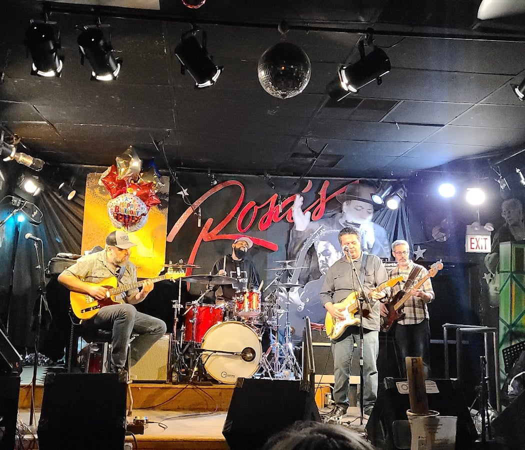 Rosa's Lounge 2