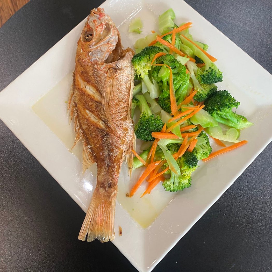 UpStream Cafe, LLC 3