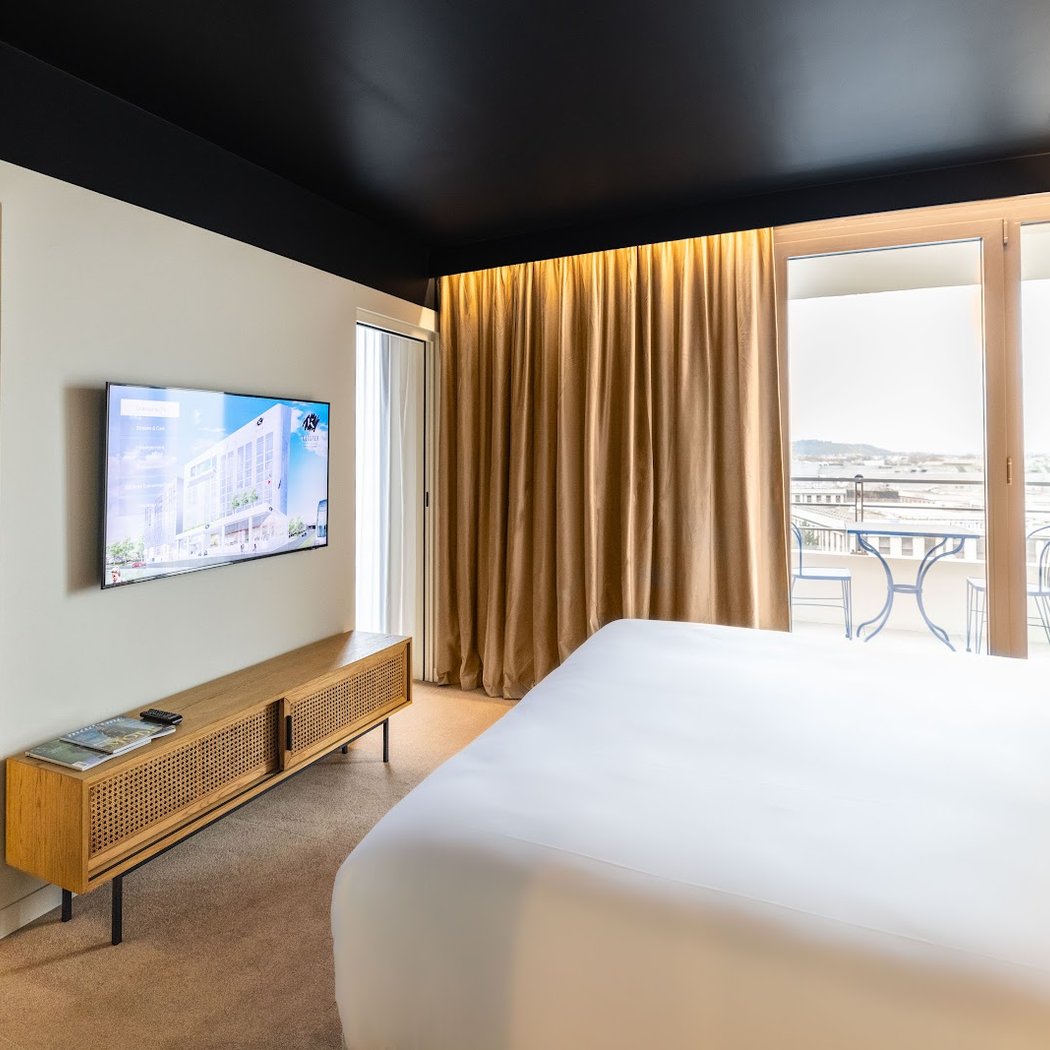 Mercedes-Benz France x Kopster Hotels 3