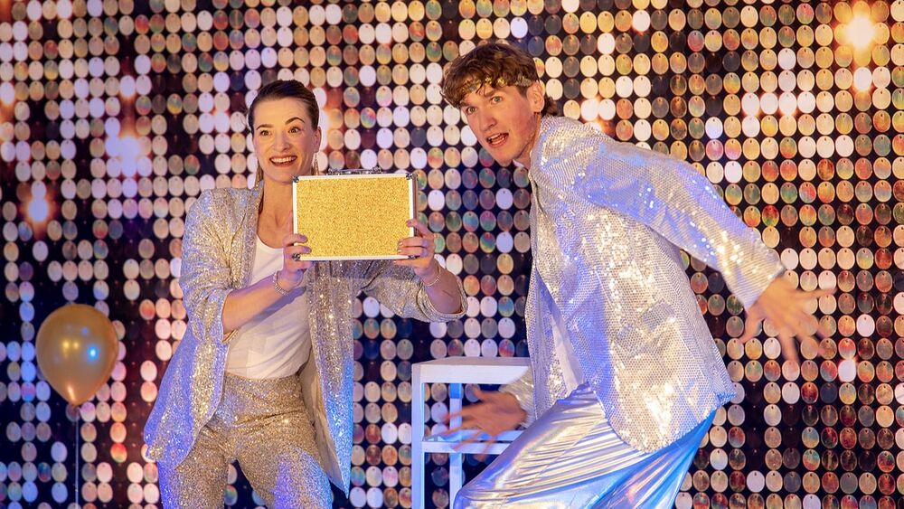 Bist du es wert? (the greatest show on earth)