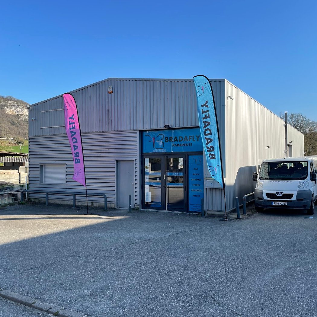Bradafly Parapente - Ecole, Stages, Baptêmes vols biplace, Boutique, Atelier – Chambéry - Aix-les-Bains - Lac du Bourget 3