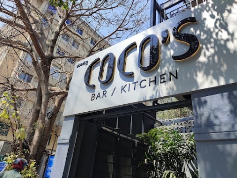 Coco’s Bar/Kitchen 2