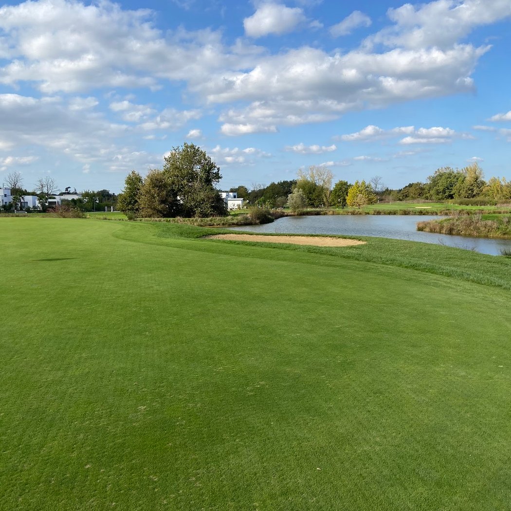 Golf de Montauban L' Estang 2
