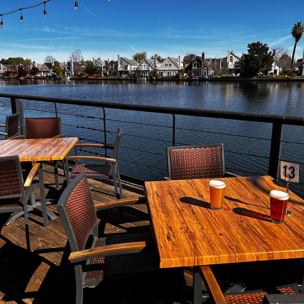 Waterfront Pizza 2