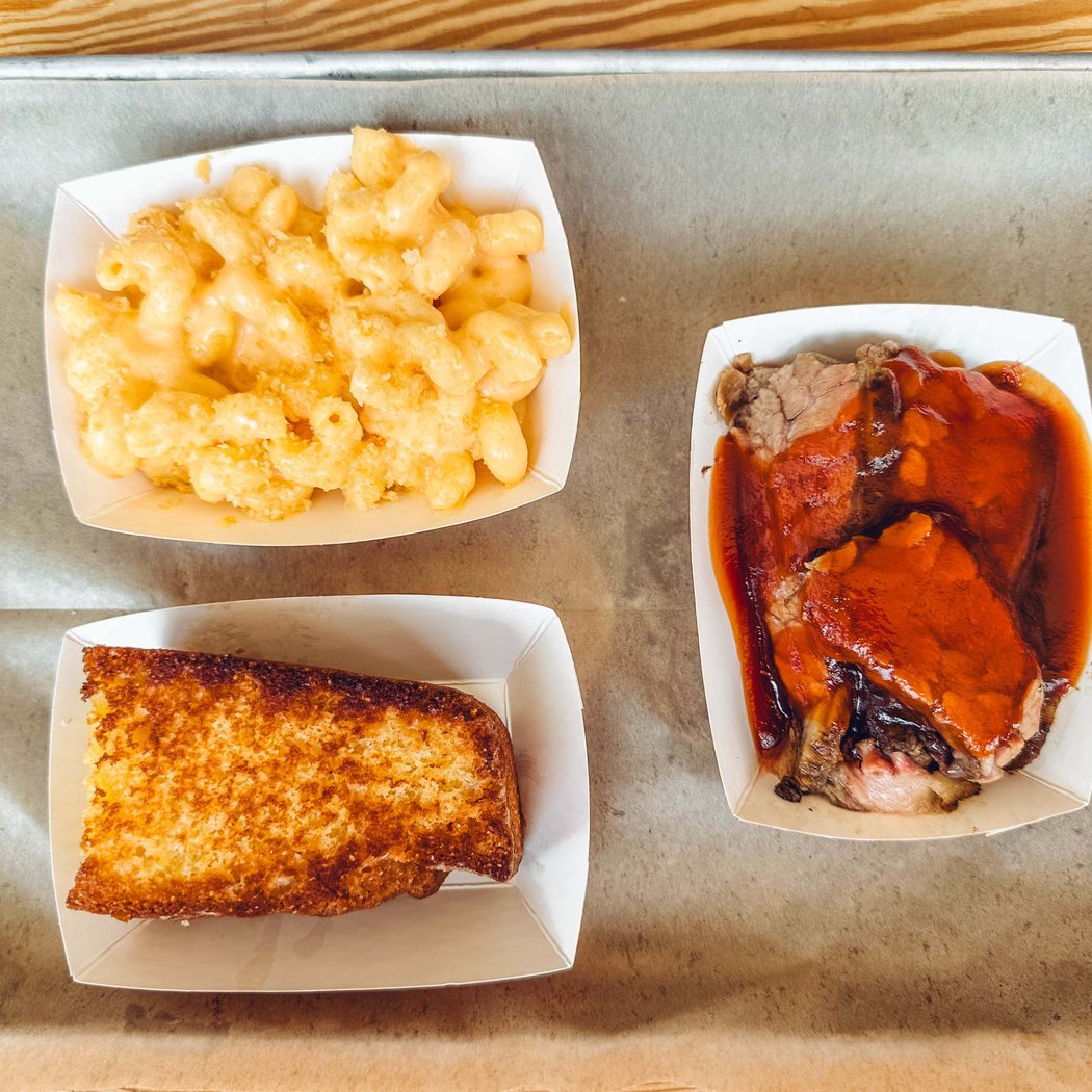 Batesy’s BBQ and Bar 2