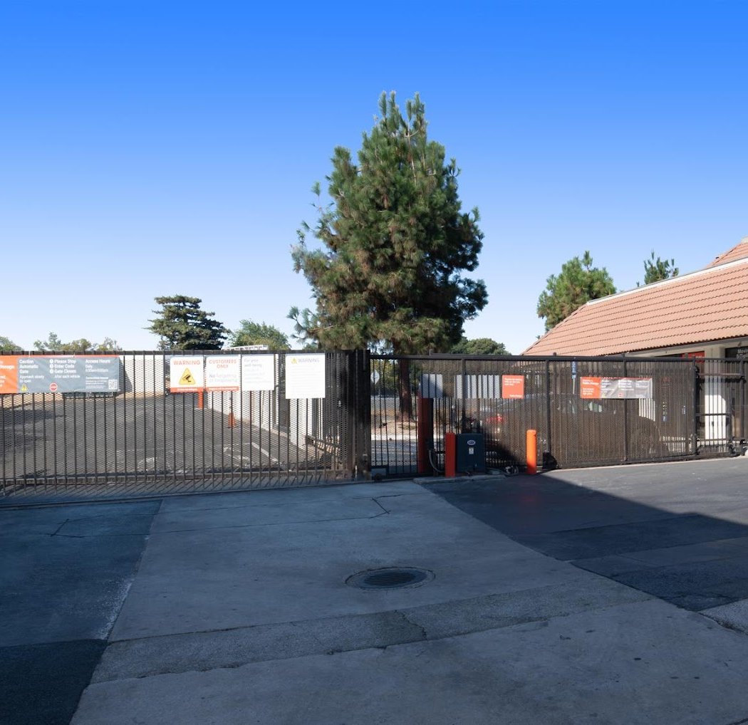Public Storage 3