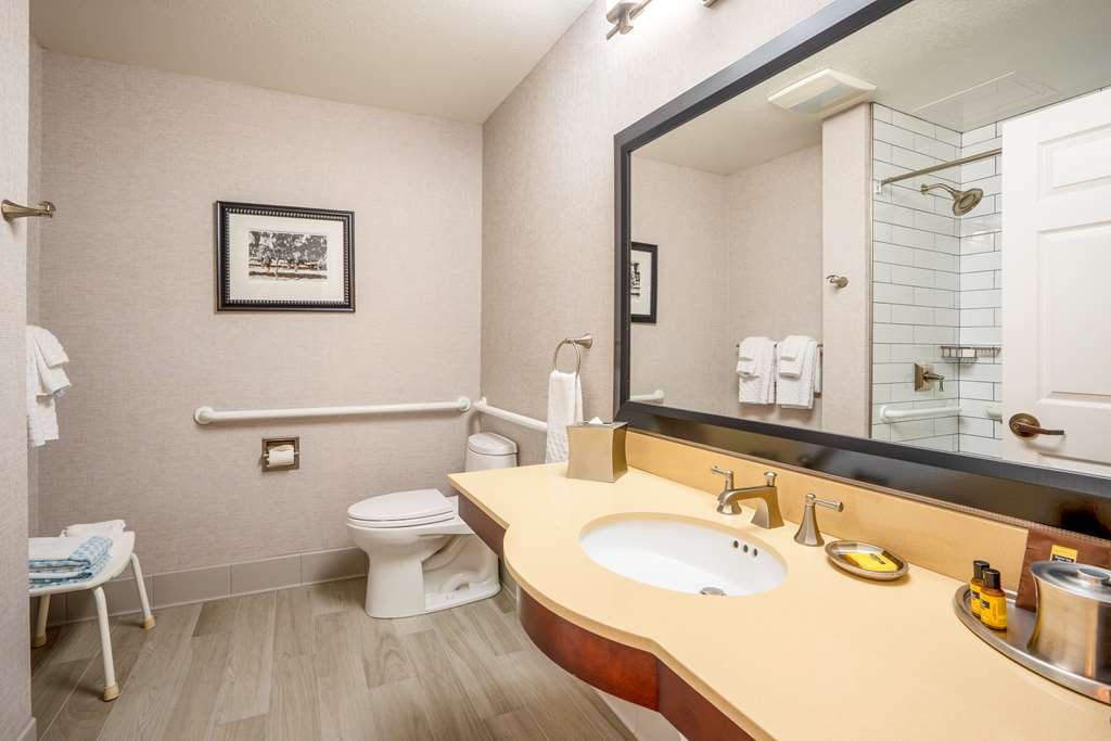Best Western Plus Stevenson Manor 3