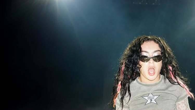 Charli XCX Double Avant-Premières 1