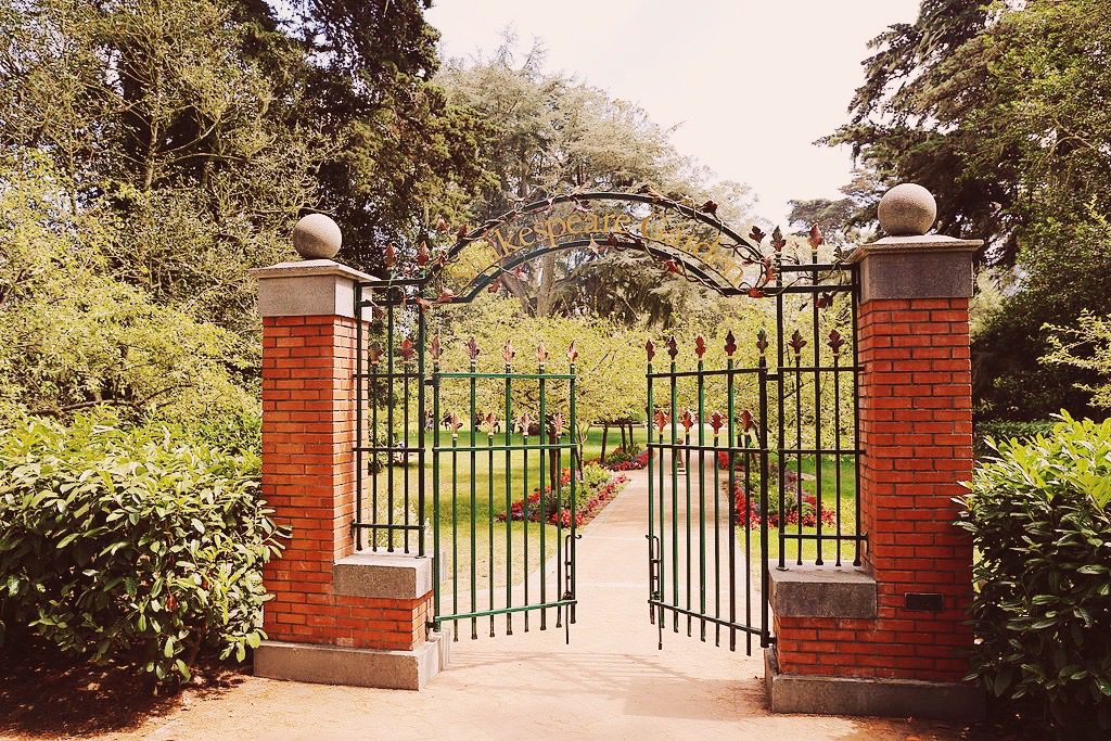 Shakespeare Garden 2