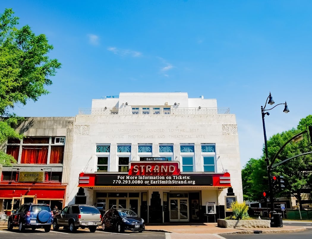 Earl and Rachel Smith Strand Theatre 2
