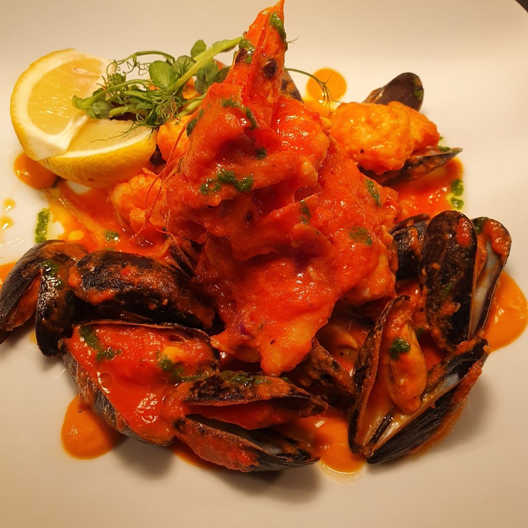 El Fuego | Mediterranean Grill Steakhouse and Bar Restaurant 1
