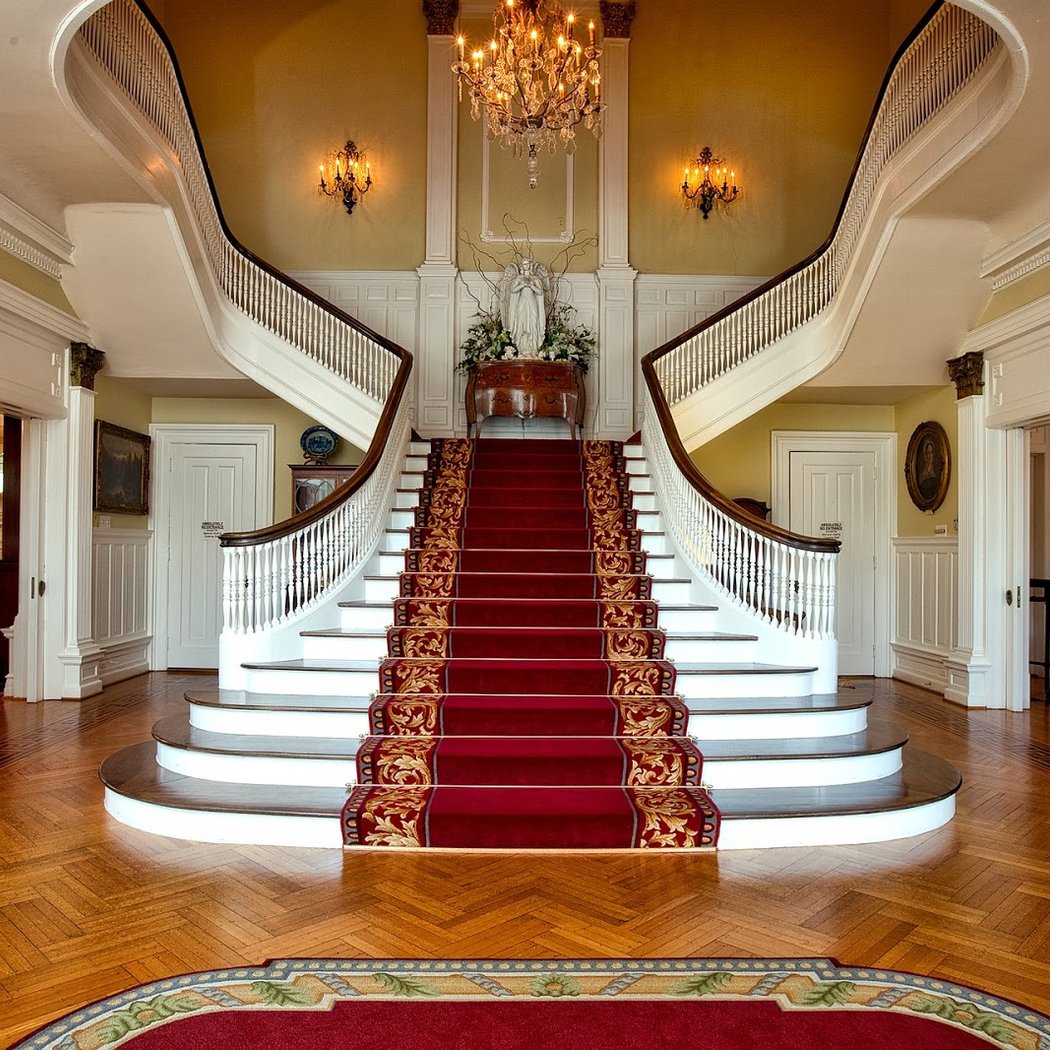 Alvaro Stairs LLC 2