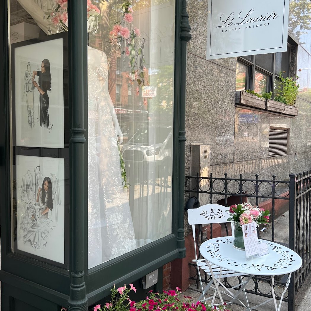 LéLauriér Bridal & Evening Wear 2