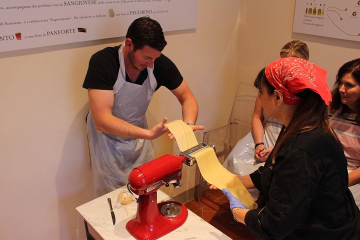 Private Customizable Cooking Class in Florence 1