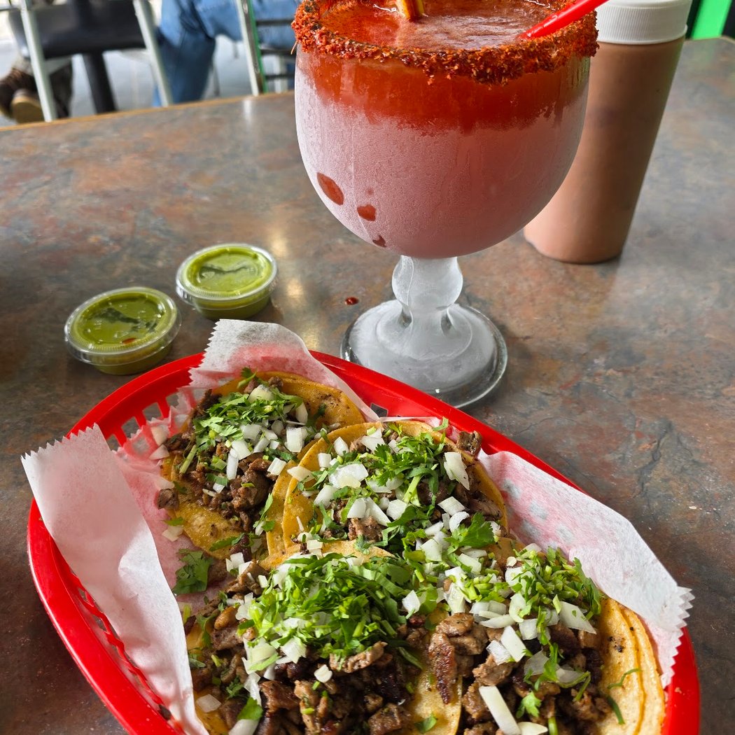 Metro Balderas Taqueria 1