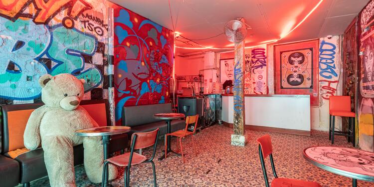 Le Globe Café 5