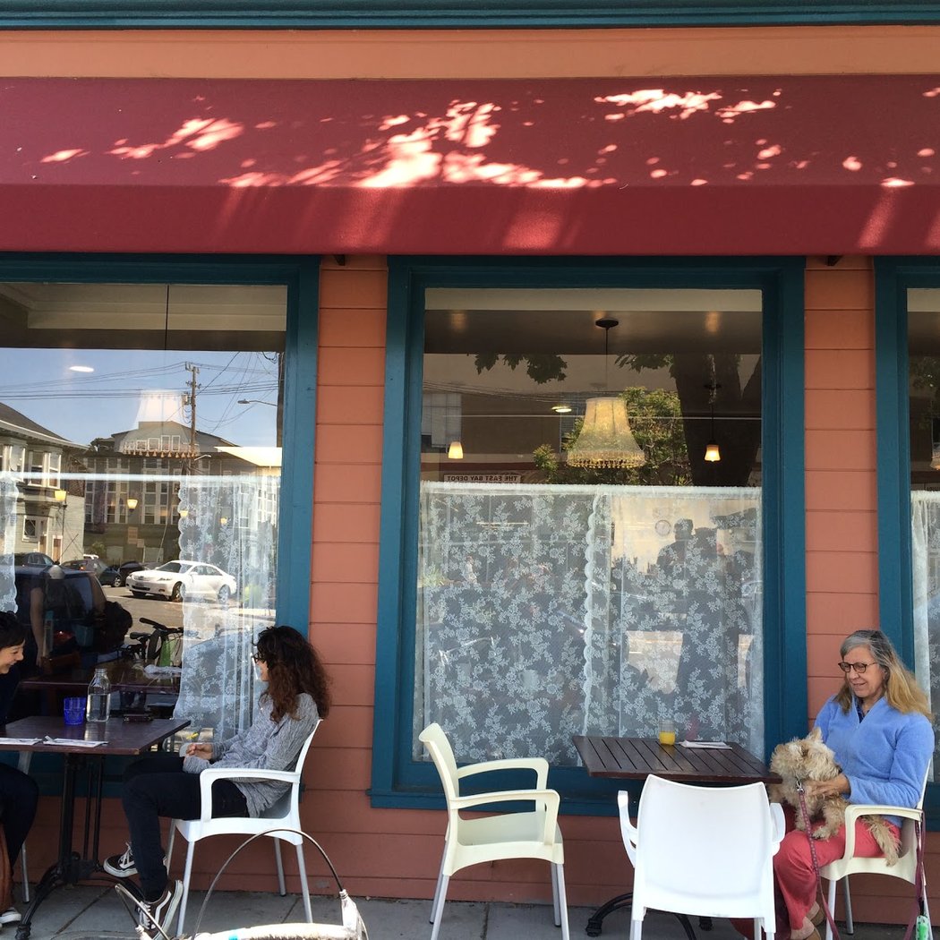 Aunt Mary's Cafe 2