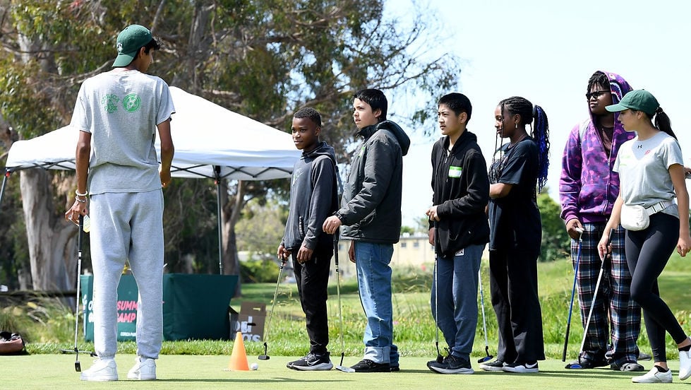 Middle School Golf Clinics 1
