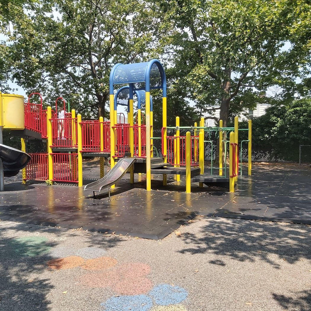 Reiff Playground 1