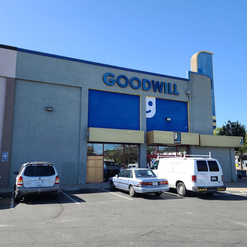 Goodwill Store & Donation Center 2