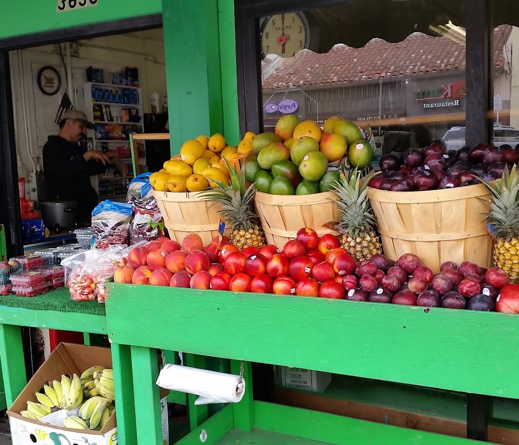 Balboa Produce 1