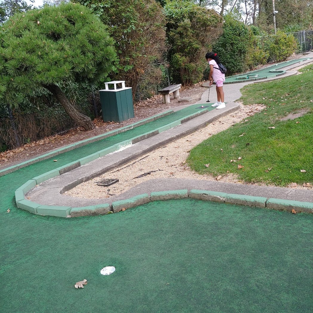 Five Towns Mini Golf & Batting Range 2