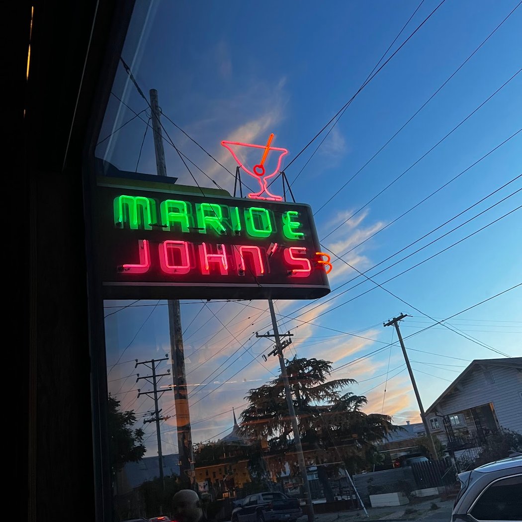 MARIO & JOHN'S 3