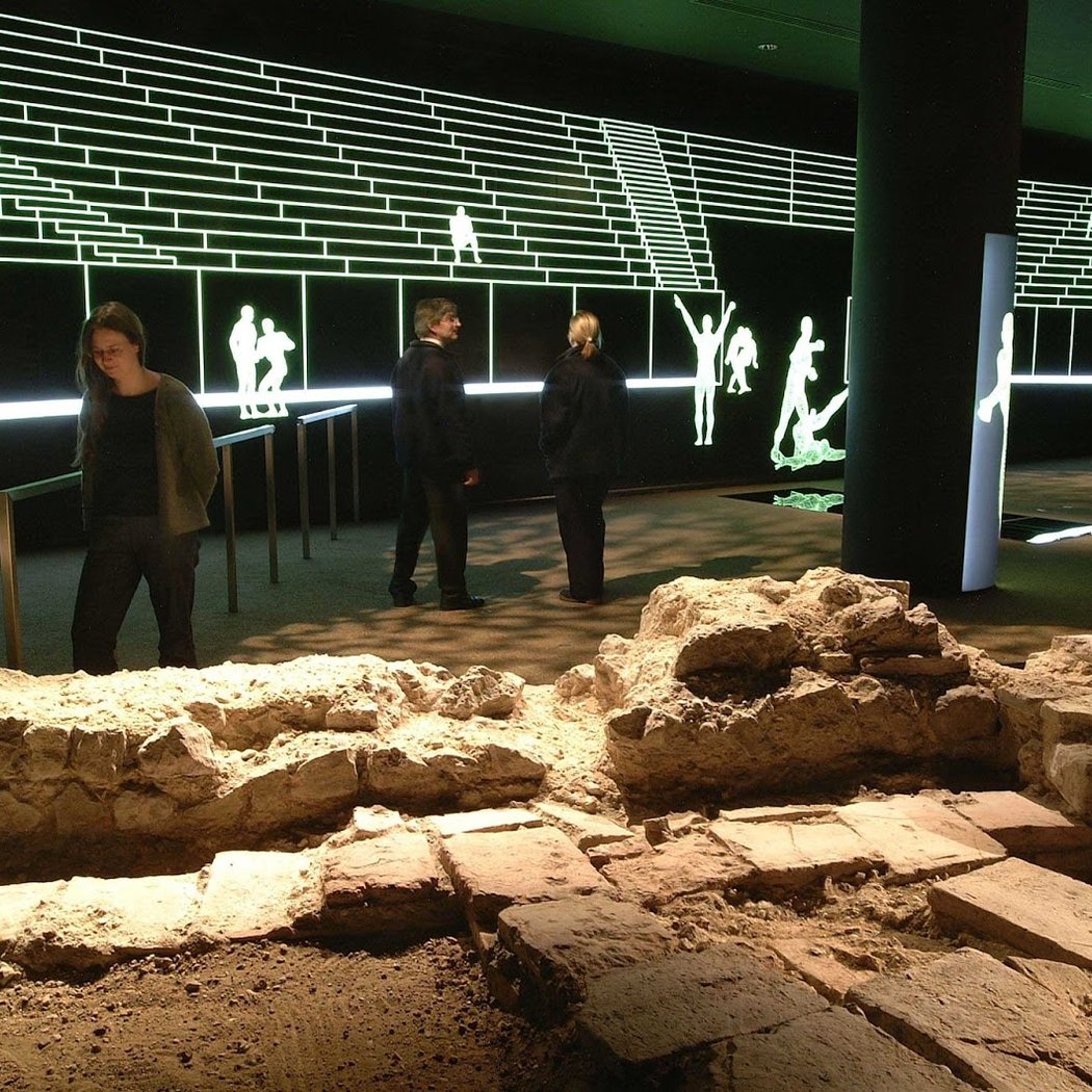 London's Roman Amphitheatre 1
