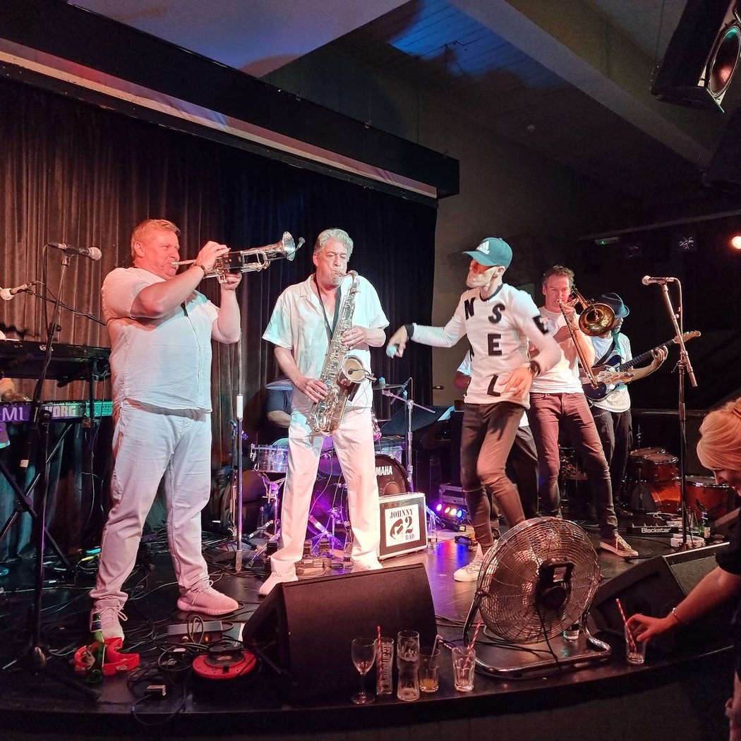 Solid Soul Band 1