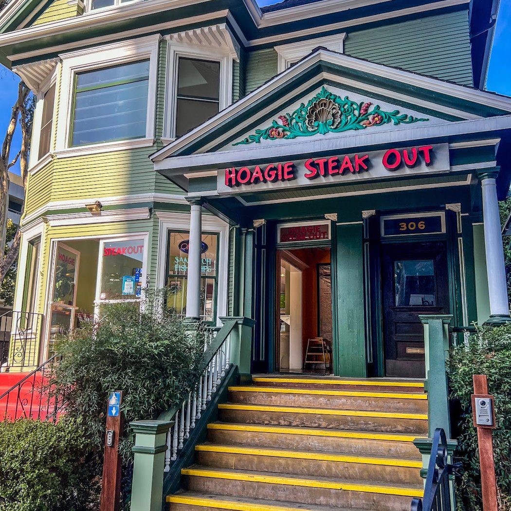 Banmie & Hoagie Steak Out 3