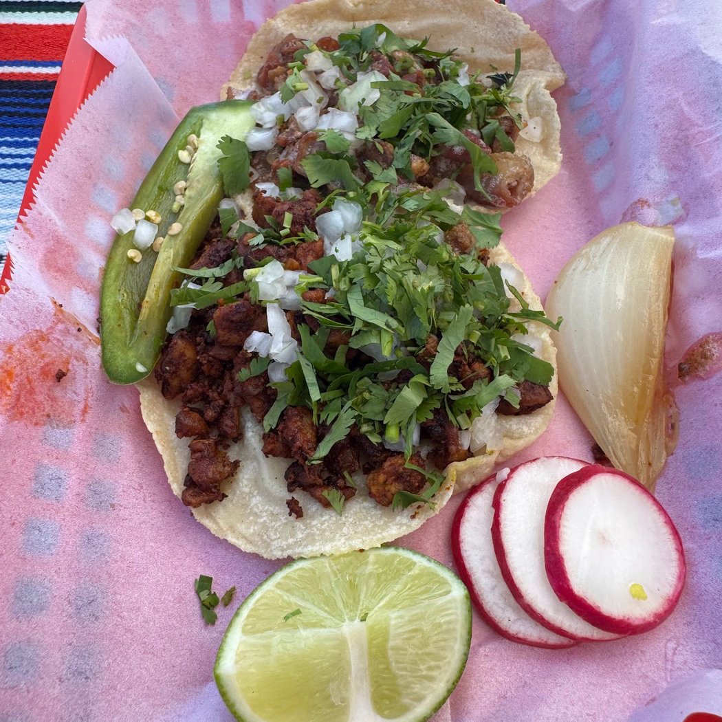 Hugo's Tacos Food Truck 2